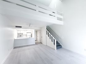 Treehouse Apartments