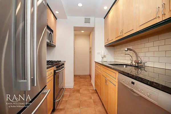 Sold by Keller Williams NYC | media 7