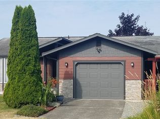 433 9th St, Blaine, WA 98230