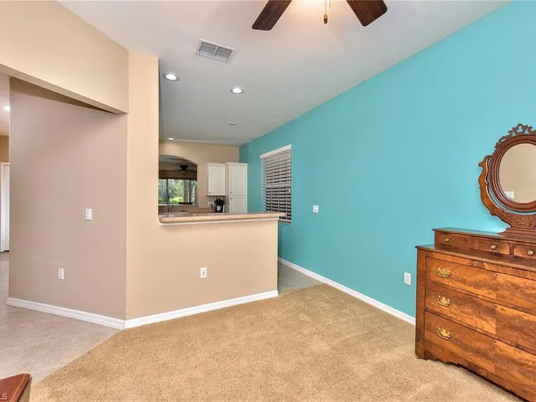 20081 Seagrove St #902 — Photo 12