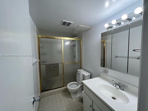 5th image of 8421 NW 8th St APT 305-4