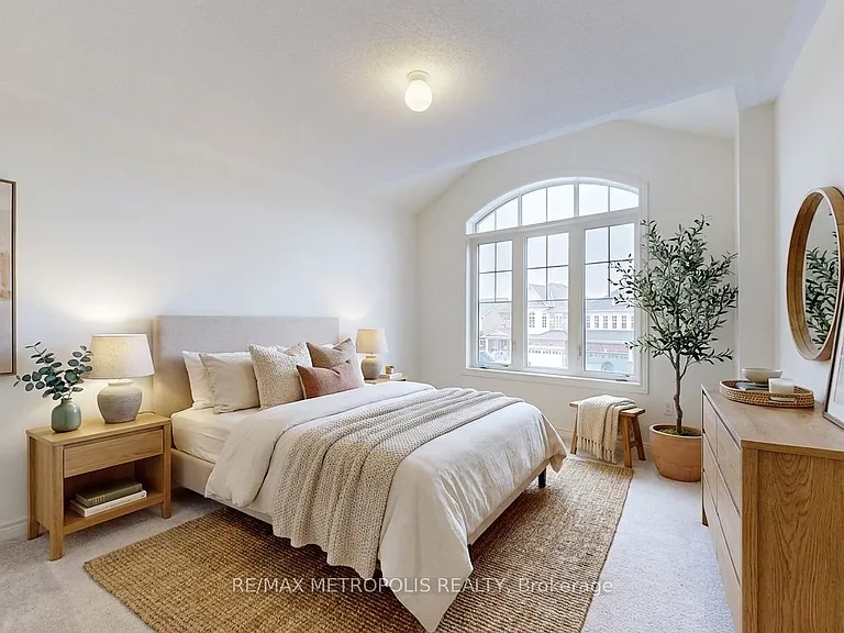 647 Fleetwood Dr — Photo 28