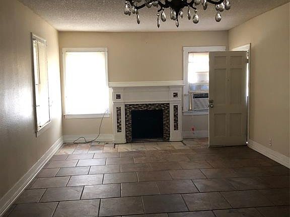 3rd image of 1140 Matador St