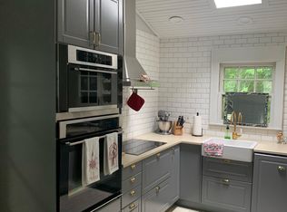 7 Yaphank Rd, Sound Beach, NY 11789