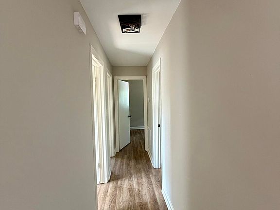 5th image of 102 Anne St