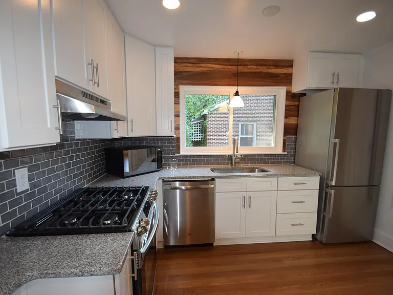2020 Wrightsboro Rd — Photo 9