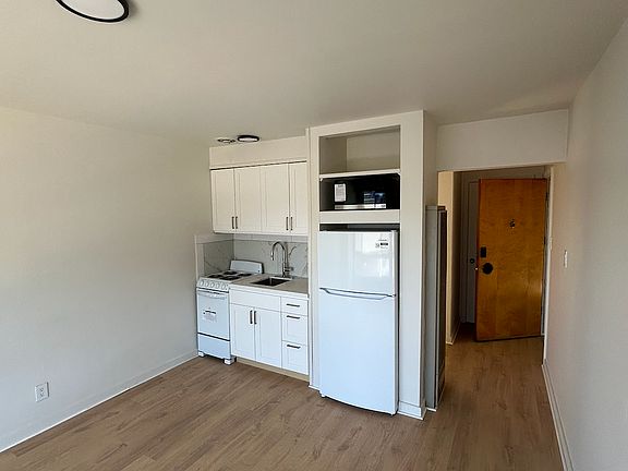 3rd image of 3001 San Bruno Ave #1