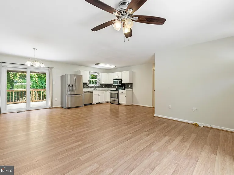 3535 Chesapeake Ave — Photo 6