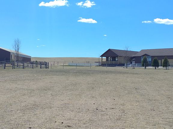 2nd image of 995 Wild Prairie Ln