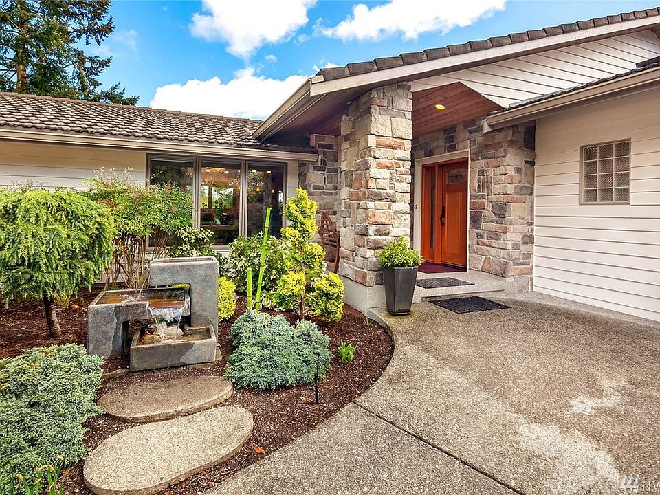1st image of 6350 133rd Ave NE