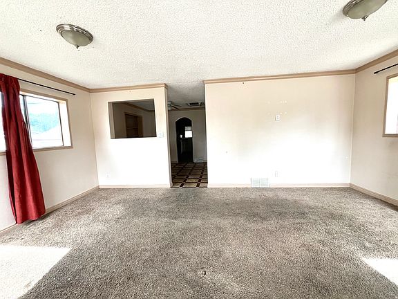 4th image of 280 N 5th Ave