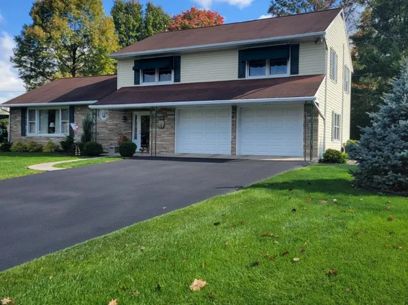 19 Oller Ct, Waynesboro, PA 17268