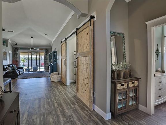3rd image of 4024 Langdrum Dr