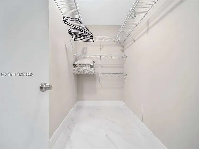241 Oceanic Ave — Photo 41