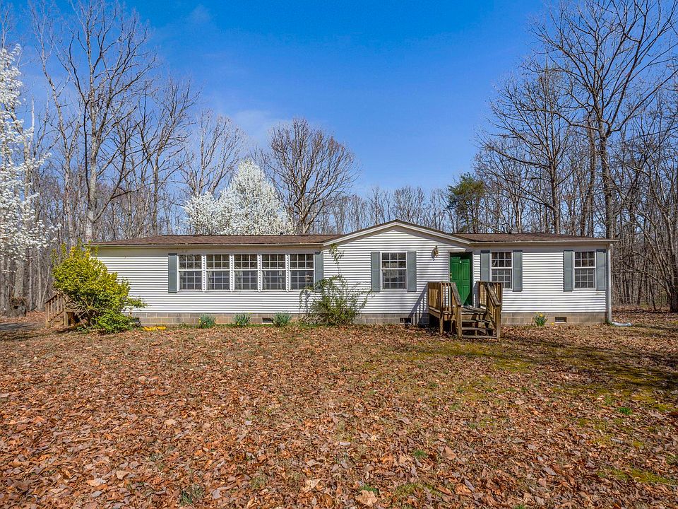 1st image of 206 Laurel Lake Dr