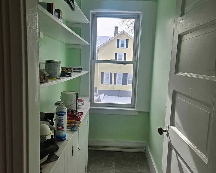 Burns Ave — Photo 3