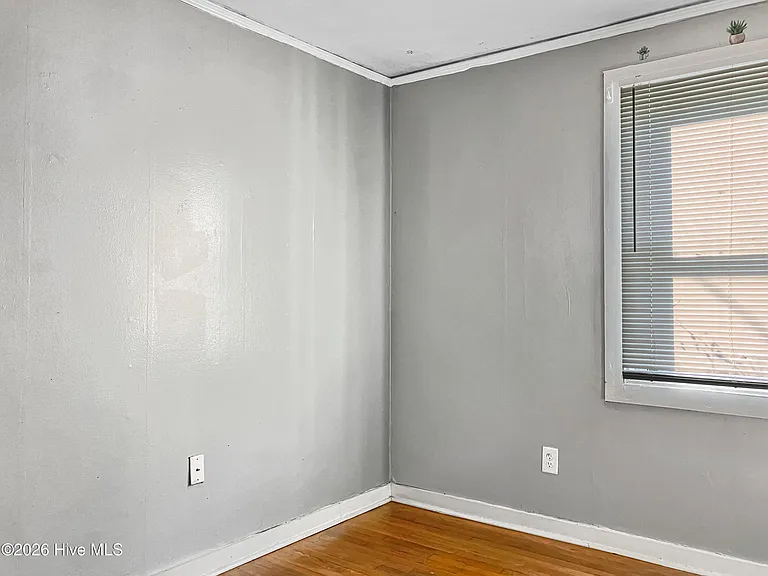2475 Reese Ave — Photo 5