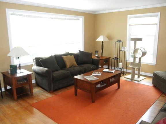 3rd image of 29 Claremont Blvd