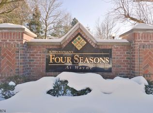1416 Four Seasons Dr, Wayne, NJ 07470