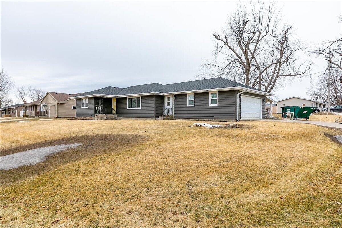 311 N Pine St, Zearing, IA 50278 Zillow