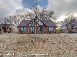 101 S Dogwood Ave, Broken Arrow, OK 74012