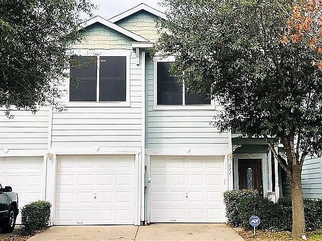 1st image of 111 Heritage Ct