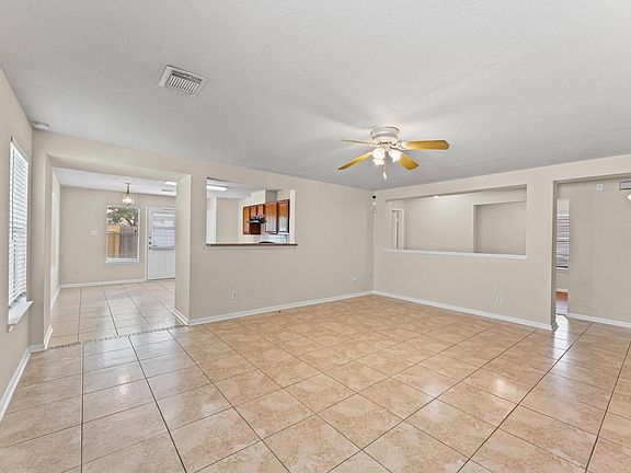 4th image of 9231 Grove Haven Dr