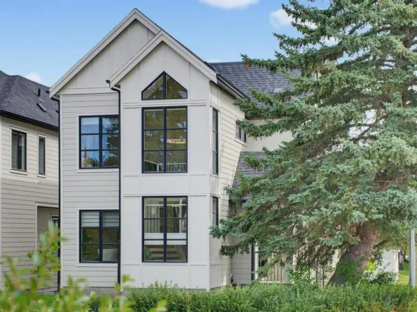4612 S Grove Hill Rd SW, Calgary, AB T3E 4G1