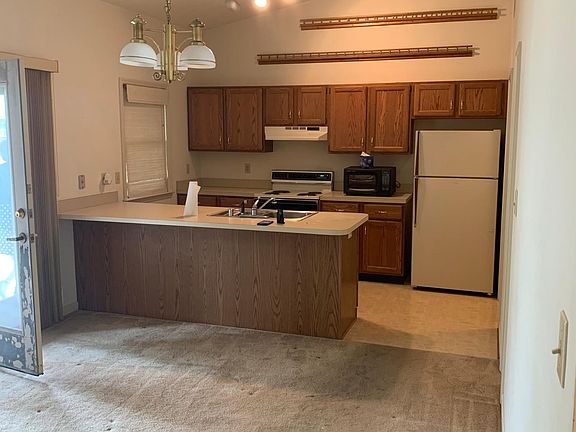 3rd image of 614 Dardanelles Dr