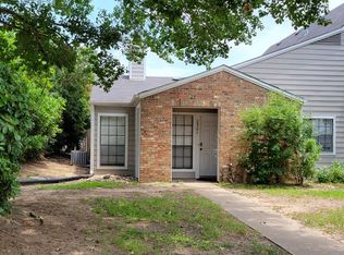 2501 Cross Timbers Dr, College Station, TX 77840