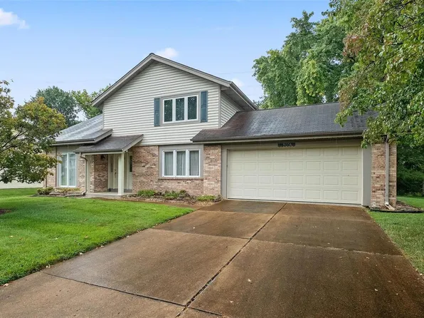 14356 Rainy Lake Dr, Chesterfield, MO 63017