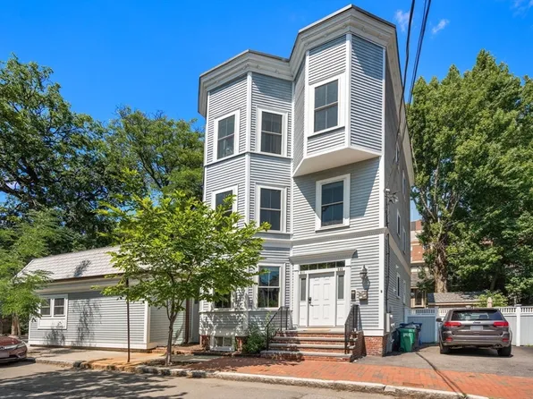 509 Franklin St #1, Cambridge, MA 02139