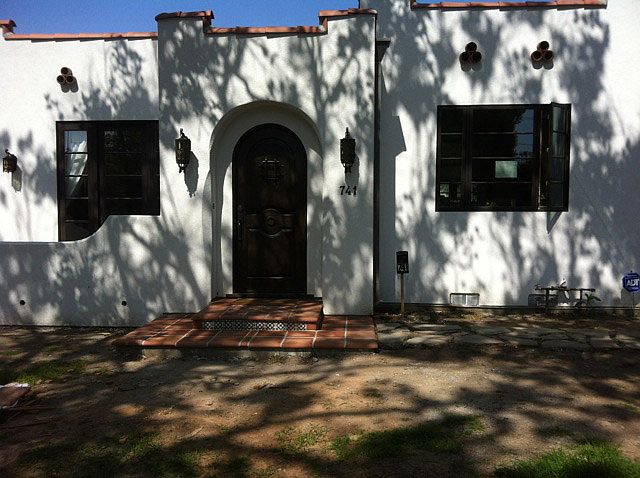 1st image of 741 N Citrus Ave