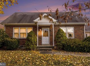 9236 Claussville Rd, Fogelsville, PA 18051