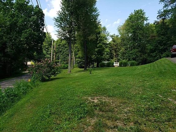 5th image of 7542 Martinsburg Rd