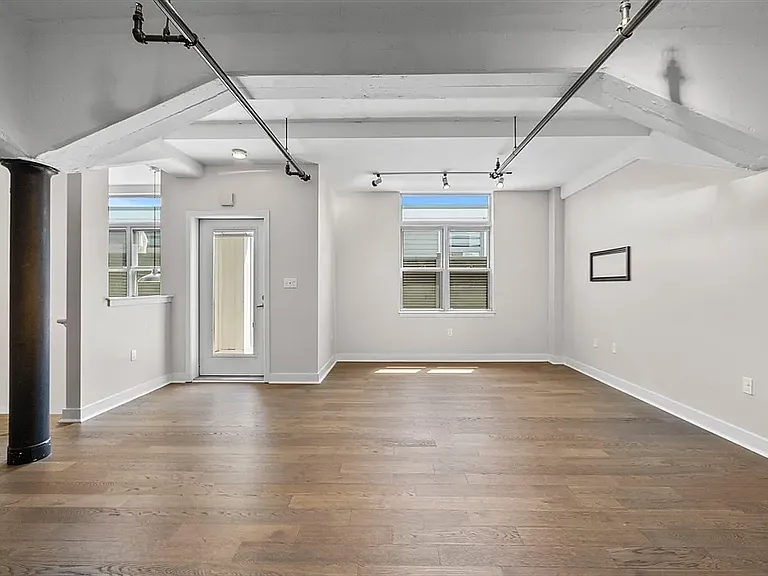 166 Terrace St #411 — Photo 15