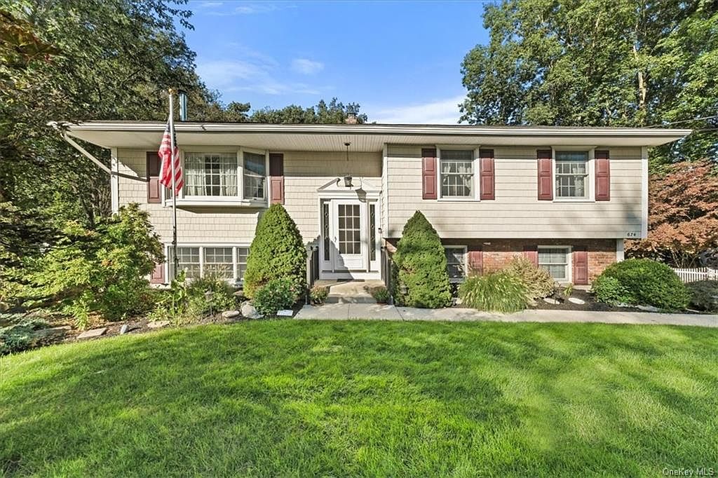 674 Locksley Road, Yorktown Heights, NY 10598 | Zillow