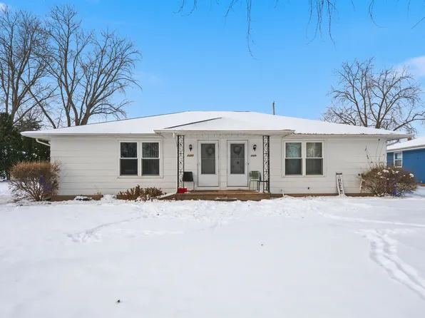 2325 N Ballard Rd, Appleton, WI 54911
