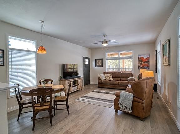 3rd image of 244 Westwoods Dr