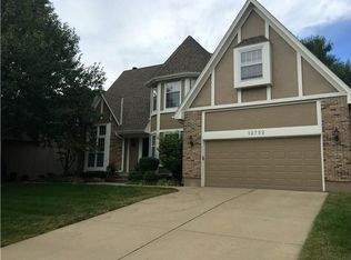 12752 Cody St, Overland Park, KS 66213