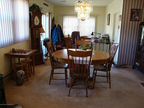 4th image of 2 Churchill Rd #71