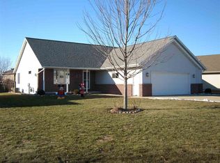 1953 Golden Bell Dr, Green Bay, WI 54313