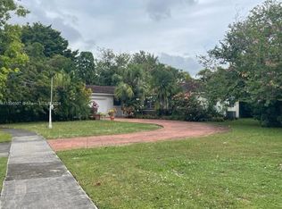 10320 SW 103rd St, Miami, FL 33176