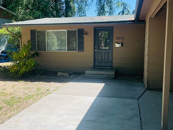 4th image of 1003 E Floral Ln