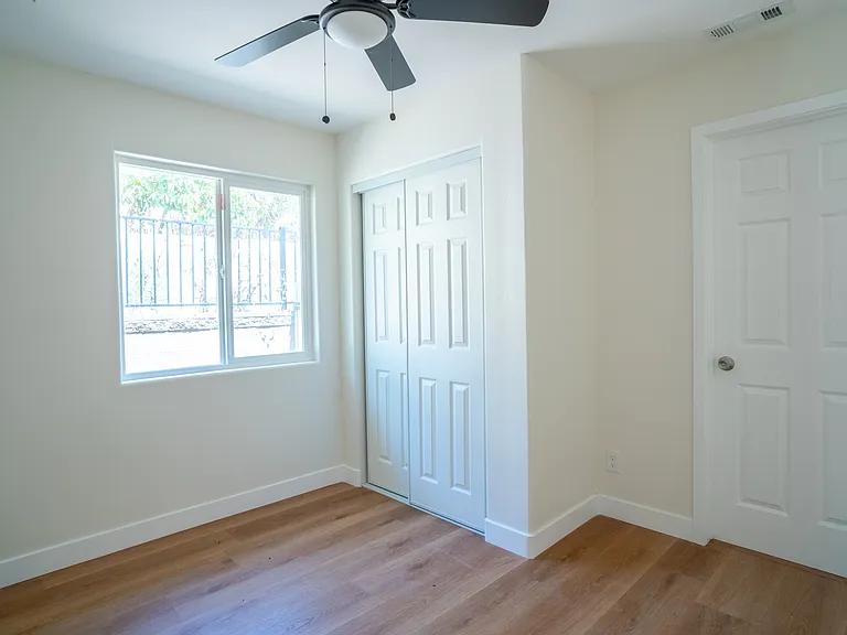 6402-06 Shane Place - 6406 — Photo 24