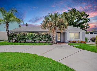 15912 2nd St E, Redington Beach, FL 33708