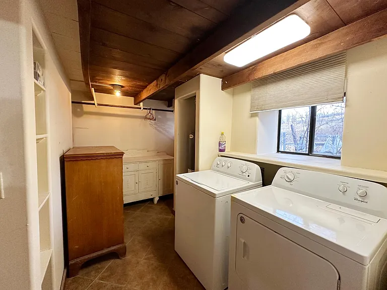 924 Montezuma Ave #2 — Photo 14