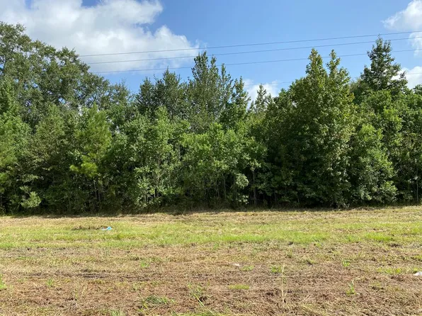 78 Highway 590, Ellisville, MS 39437