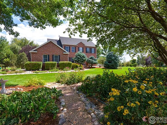 4th image of 314 N Shores Cir