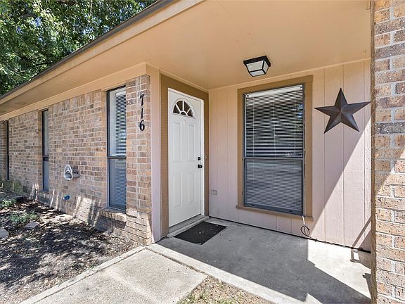 2nd image of 716 San Benito Dr